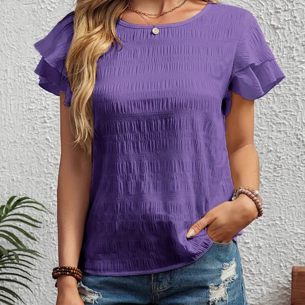 Size Medium Crew Neck Blouse With Casual Layered Ruffle Sleeves